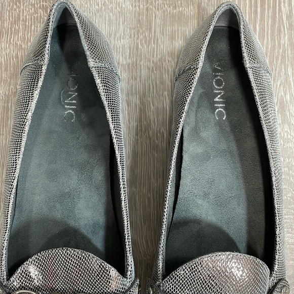 Vionic Orthoheel Alda Pewter Leather Reptile Slip On Loafers Chain 8.5W - Picture 6 of 15